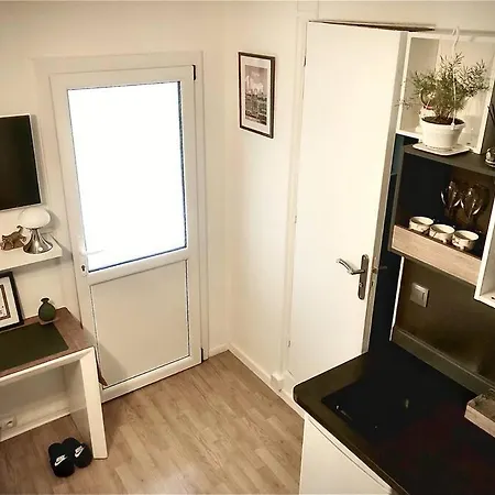 Studio Cocon Proche De Paris Апартаменты